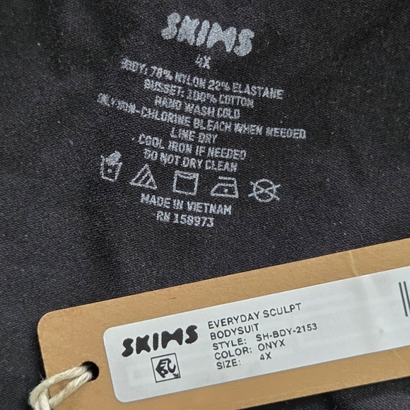 SKIMS Everyday Sculpt Bodysuit Top Shapewear Black Onyx 4X NWT - Picture 3 of 4